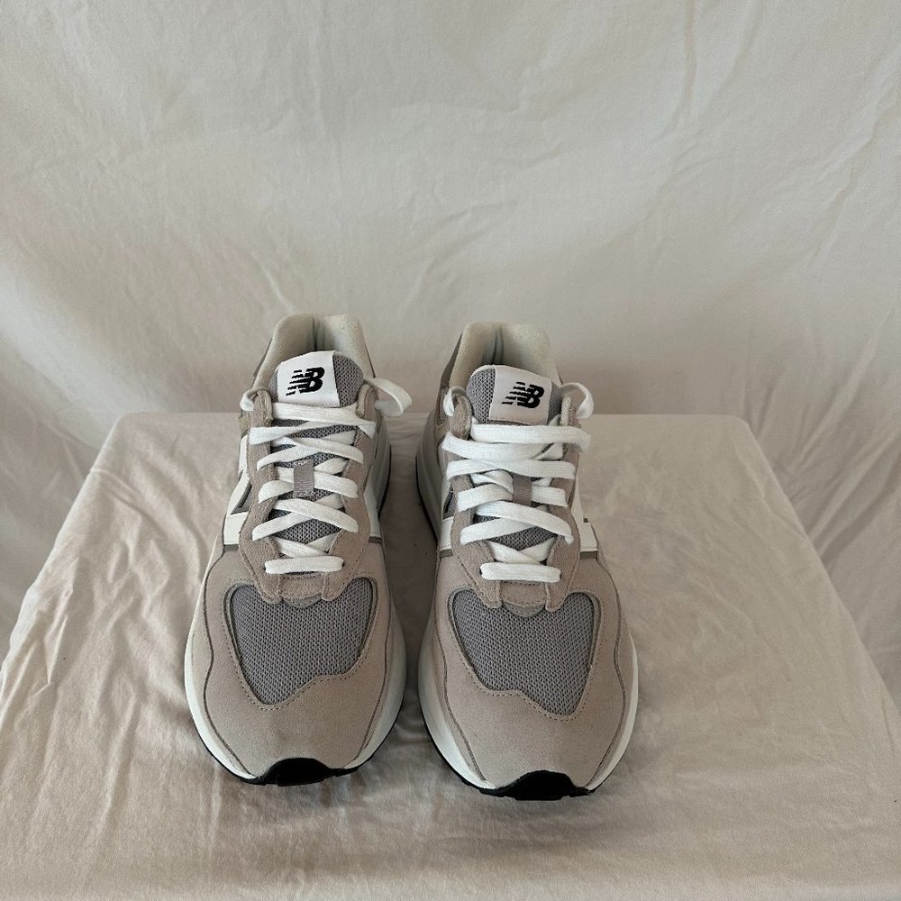 New Balance 5740 Men’s Size 9.5 (NEW/no box)